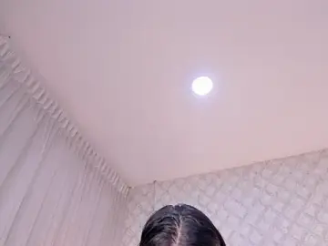 Stripchat Sex Cam of zoejenner_