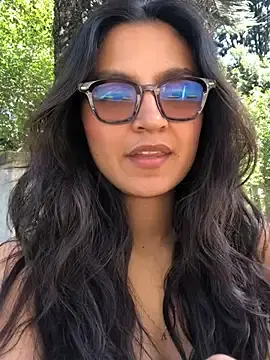Stripchat Sex Cam of Gia_Mazzon