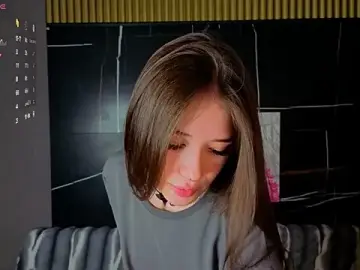 Stripchat Free Porn Cam of tinyanie