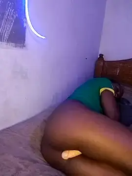 Stripchat Watch Live Sex Cams of pretty-princes
