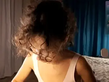 Stripchat Live Porn of CurlyWinx