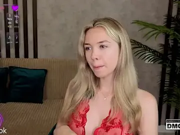 Stripchat Sex Chat of Holl1Would