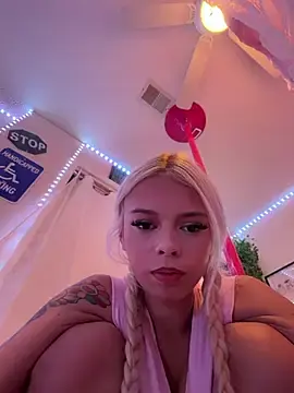 Stripchat Free Live Porn of Terribletabby