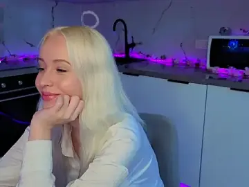 Stripchat Live Sex Cam of Anadeyaaa