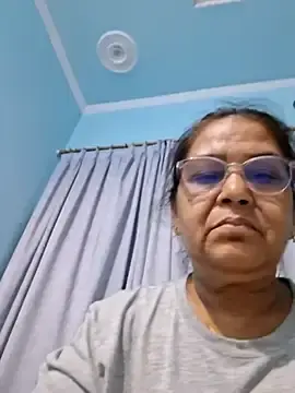 Stripchat Best live sex cam show of Priya-696