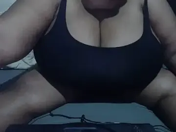Stripchat Live Sex Cam of CandyBoobsXx