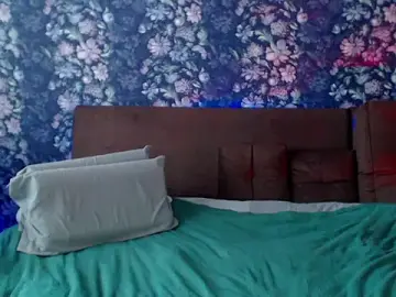 Stripchat Watch Live Sex Cams of ViollinaLove