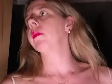 Stripchat Sex Chat of EsmaPons