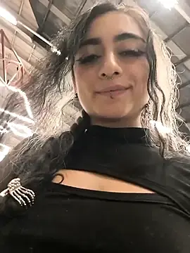 Stripchat Watch Live Sex Cams of Lila_Desiree