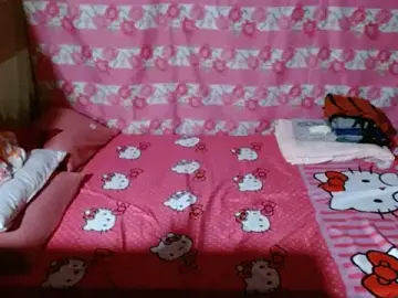 Stripchat Live Sex Cam of Itsme_Foxy_Shantale