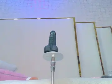 Stripchat Adult Webcam of paola_rodriguez