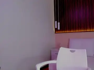 Stripchat Free Porn Cam of rebecaa_grey