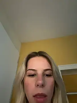 Stripchat Free Live Porn of JellyCherry