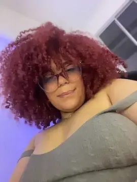 Stripchat Watch Live Sex Cams of Leyah__