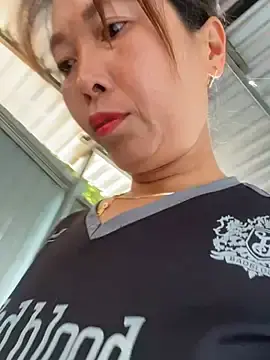 Stripchat Live Sex of Linaannn