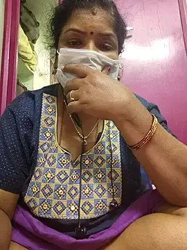 Stripchat Nude Webcam of tamil-kamakanni