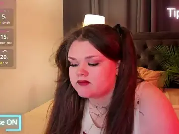 Stripchat Sex Chat of meow_weow