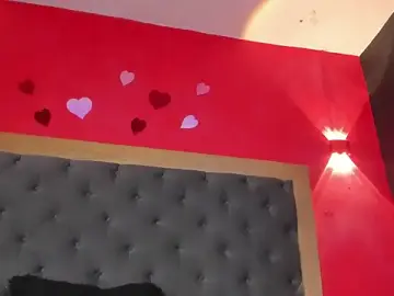 Stripchat Live Porn of YayaHilton