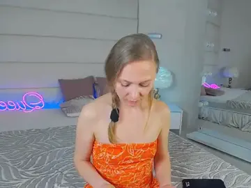 Stripchat Free Live Porn of KamilaLod