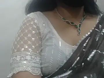 Stripchat Best Webcam of Lovely_Siri_23