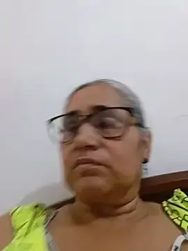 Stripchat Live Sex of _candi
