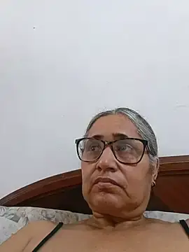 Stripchat Live Porn of _candi