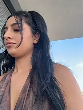 Stripchat Free Porn Cam of Mia_spicyy