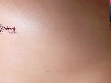 Stripchat Nude Webcam of Emmi_Roberts