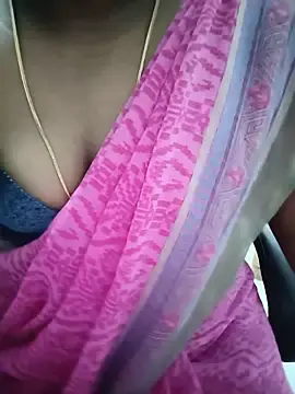 Stripchat Sex Cam of tamil_subha69
