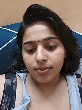 Stripchat Adult Webcam of Cute-Simmi69