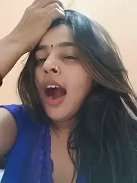 Stripchat Live Sex Cam of Cute-Simmi69