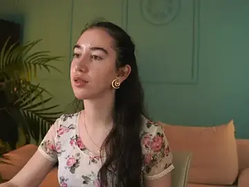 Stripchat Live Sex Cam of Belle_Via