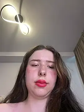 Stripchat Live Sex Cam of leiawifey