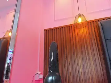 Stripchat Sex Cam of AMELIELEONE