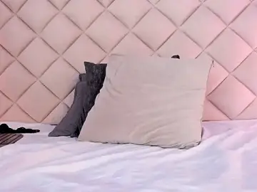 Stripchat Free Porn Cam of Chloee_Parkerr