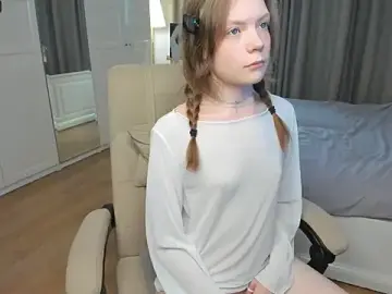 Stripchat Watch Live Sex Cams of LavenderMitten