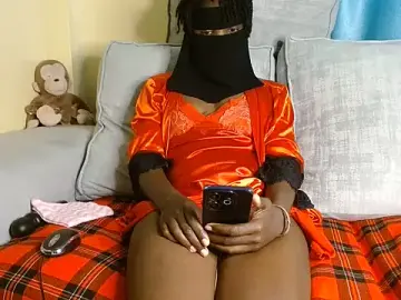 Stripchat Sex Cam of AFRIKANAH_01