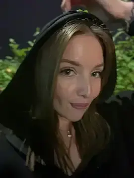Stripchat Best live sex cam show of KrisMagnoly