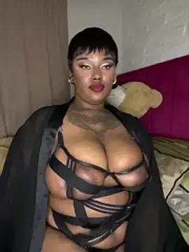 Stripchat Private Sex Chat of QUEEN_NOBUHLE_FEMDOM_777