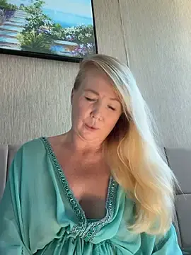 Stripchat Adult Video Chat of EmmaInLove23