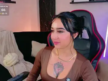 Stripchat Best live sex cam show of EmmyEvans1
