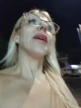 Stripchat Nude Webcam of Manuerlaruby