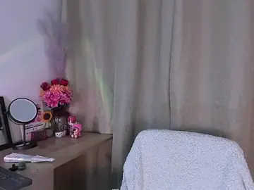 Stripchat Free Porn Cam of zoe_siren