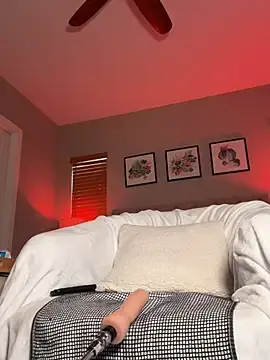 Stripchat Live Sex Cam of Tiny-Mimi