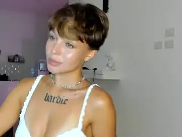 Stripchat Nude Webcam of DollieRush