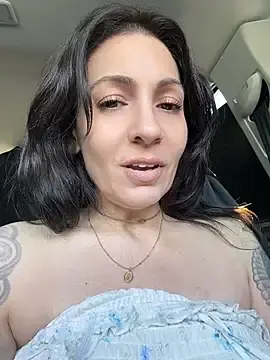 Stripchat Adult Webcam of BeautifulMesss