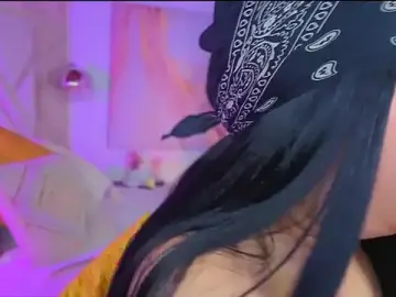 Stripchat Live Sex Cam of Leaa_Cox