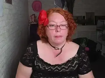 Stripchat Watch Live Sex Cams of Fara_Flutte