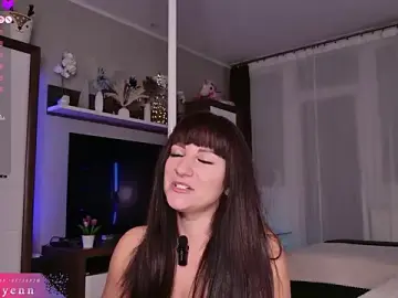 Stripchat Best live sex cam show of LeaLyenn