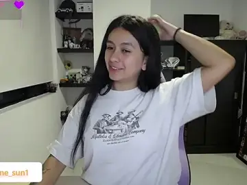 Stripchat Live Sex Cam of elaine_sun1